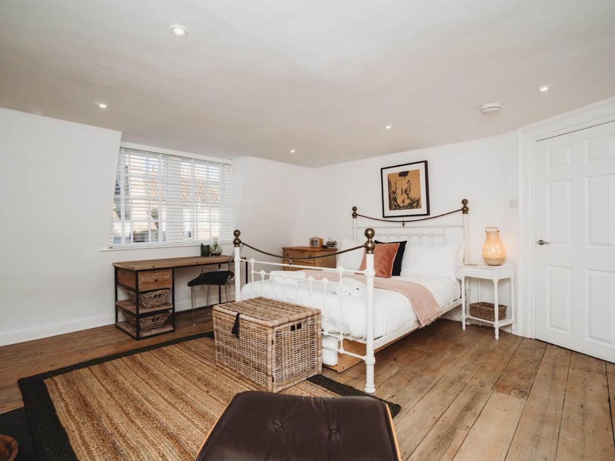 Pass The Keys Stylish 2 Bed Eco Flat In The Heart Of Bath Apartment Exterior foto