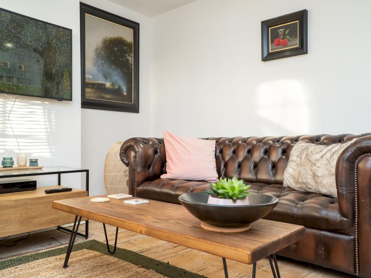Pass The Keys Stylish 2 Bed Eco Flat In The Heart Of Bath Apartment Exterior foto