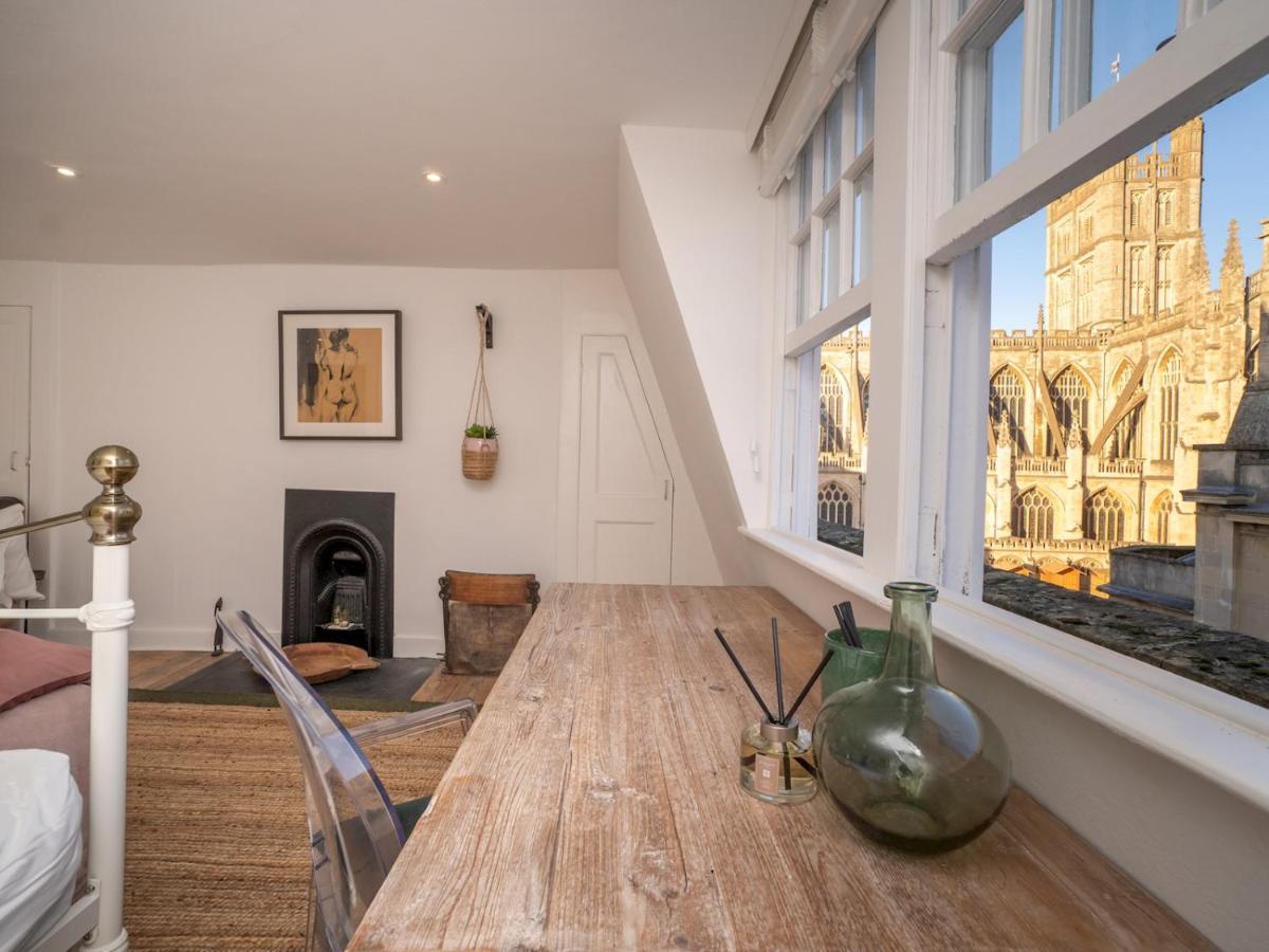 Pass The Keys Stylish 2 Bed Eco Flat In The Heart Of Bath Apartment Exterior foto