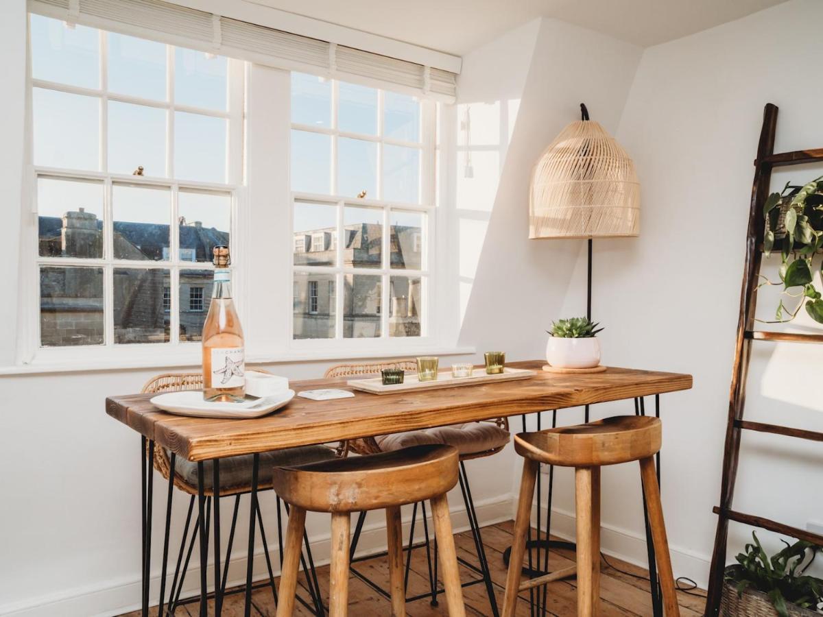Pass The Keys Stylish 2 Bed Eco Flat In The Heart Of Bath Apartment Exterior foto